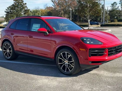 New 2025 Porsche Cayenne image 2