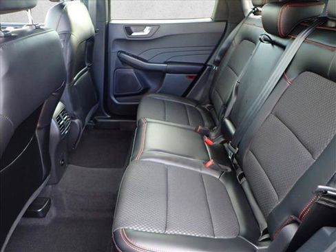 New 2026 Ford Escape ST-Line w/ Tech Pack #1 AWD/4WD image 10