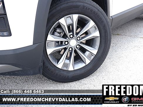 Used 2026 Chevrolet Equinox LT FWD image 43
