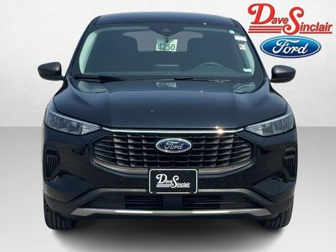 Used 2025 Ford Escape Active FWD image 2