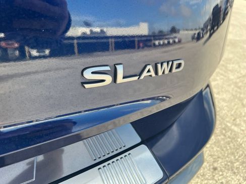 Used 2024 Nissan Rogue SL AWD/4WD image 4