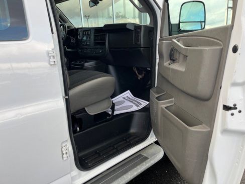 Used 2020 GMC Savana 2500 w/ Driver Convenience Package image 25