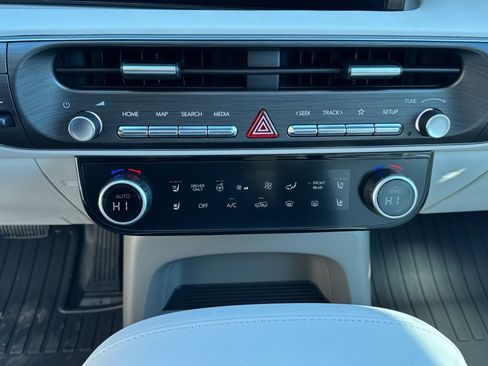 New 2026 Hyundai Palisade SEL Premium image 9