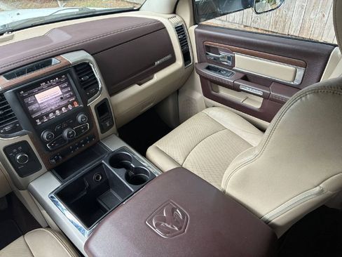 Used 2014 RAM 3500 Laramie w/ Convenience Group image 21