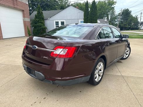 Used 2010 Ford Taurus SEL FWD image 6