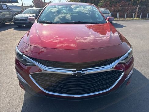 Used 2025 Chevrolet Malibu RS image 8