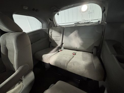 Used 2017 Honda Odyssey LX image 24