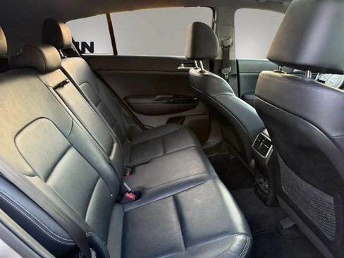Used 2020 Kia Sportage EX w/ EX Technology Package FWD image 33