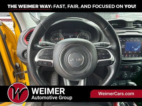 Used 2019 Jeep Renegade Trailhawk AWD/4WD image 13