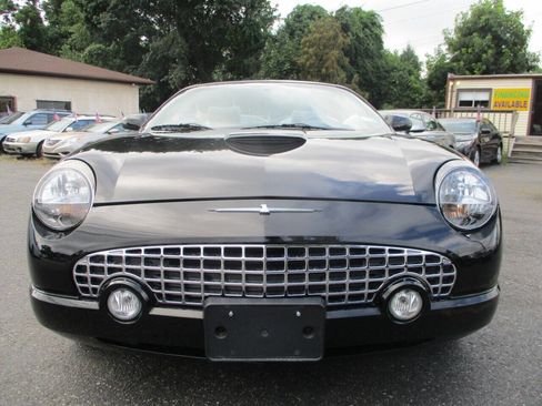Used 2003 Ford Thunderbird image 3