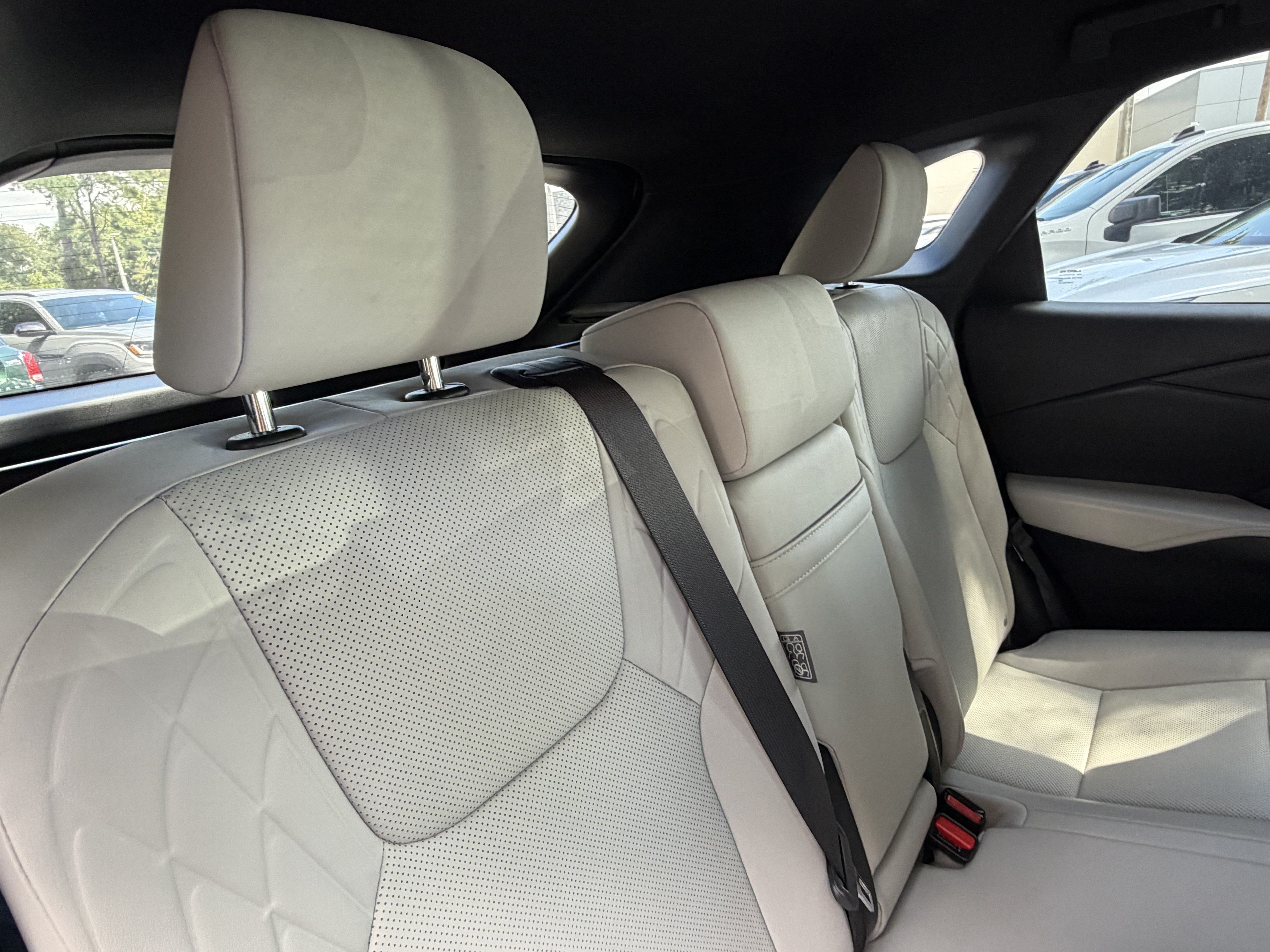 Used 2024 Lexus RX 350 Premium w/ Cold Area Package AWD/4WD image 38