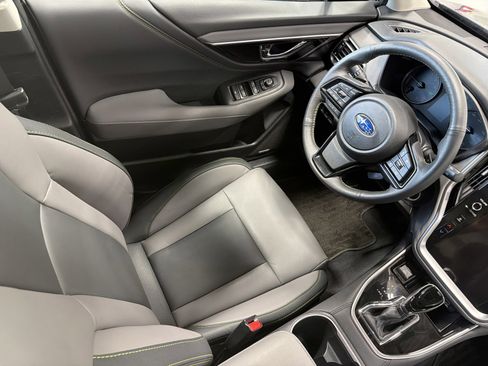 Certified 2025 Subaru Outback Onyx Edition image 9