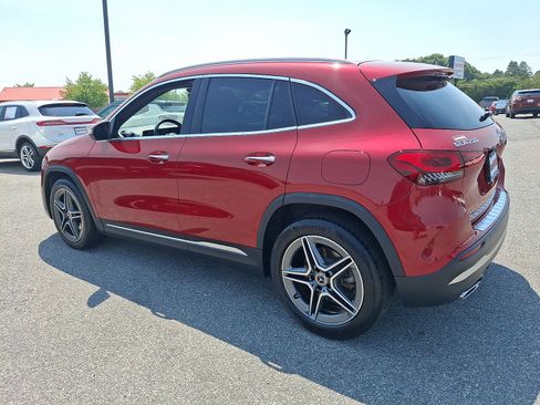Used 2021 Mercedes-Benz GLA 250 4MATIC image 4