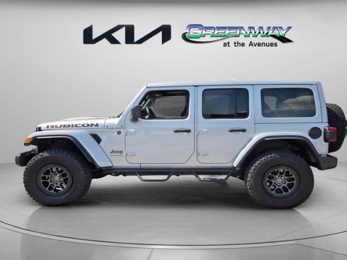 Used 2023 Jeep Wrangler Unlimited Rubicon w/ Xtreme 35 Tire Package AWD/4WD image 4