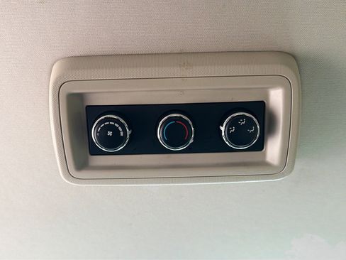 Used 2014 Dodge Grand Caravan SE w/ Quick Order Package 29E SE FWD image 23