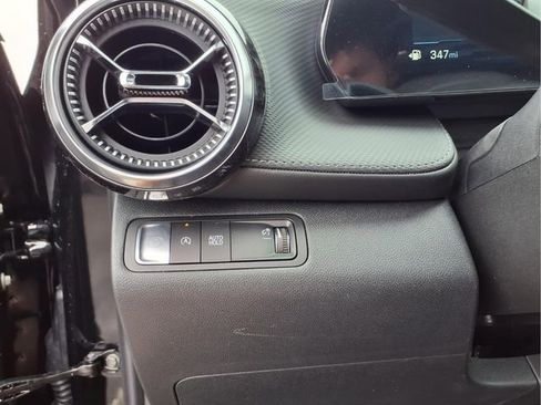 New 2026 Chevrolet Equinox LT w/ Convenience Package II FWD image 8