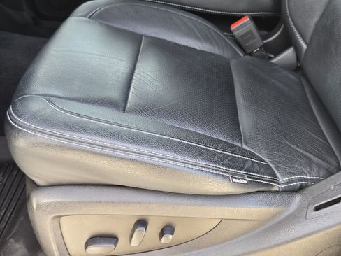 Used 2019 Chevrolet Silverado 2500 LT image 29