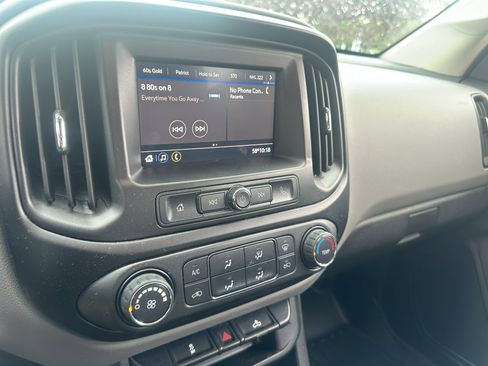 Used 2021 Chevrolet Colorado W/T w/ Custom Special Edition RWD image 19
