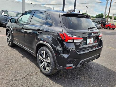 New 2025 Mitsubishi Outlander Sport SE image 3