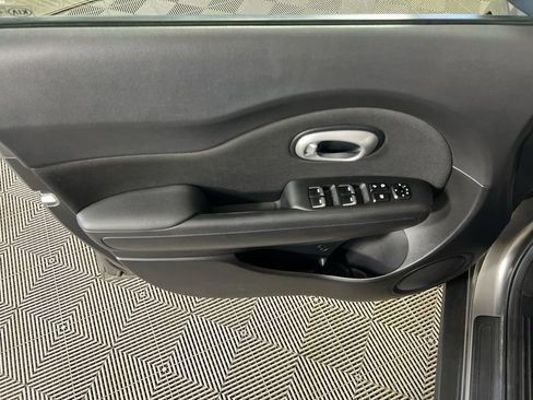 Used 2019 Kia Soul FWD image 20
