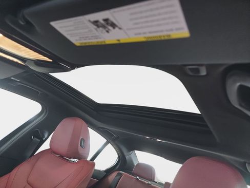 New 2026 BMW 330i xDrive Sedan w/ Driving Assistance Package image 22