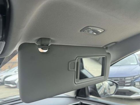 Certified 2022 Hyundai Tucson Limited image 32