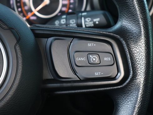 Used 2021 Jeep Wrangler Unlimited Sport image 13