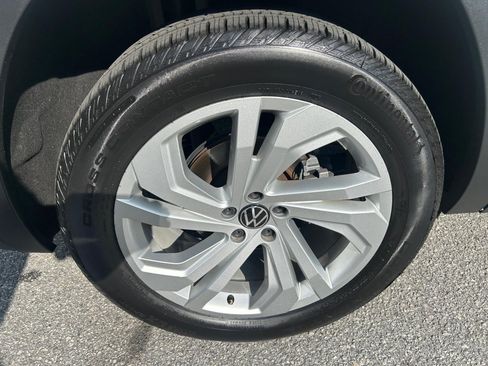 Used 2021 Volkswagen Atlas SE FWD image 23