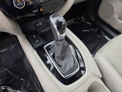 Used 2020 Nissan Rogue Sport SV w/ Technology Package image 23