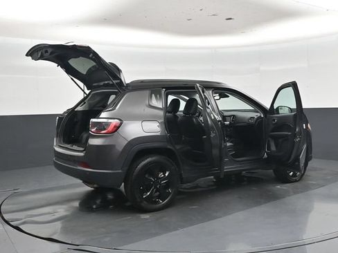 Used 2020 Jeep Compass Latitude AWD/4WD image 54