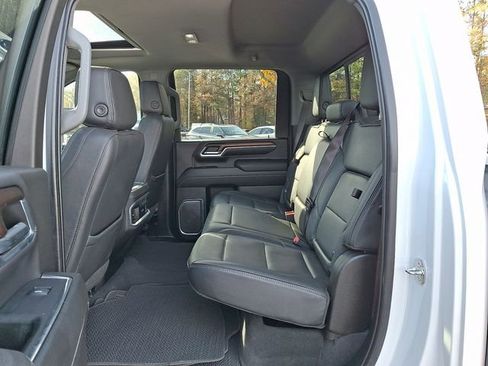 Used 2024 GMC Sierra 2500 Denali w/ Denali Reserve Package image 13