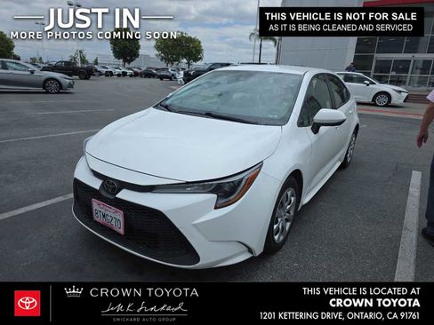 Used 2021 Toyota Corolla LE w/ Carpet Mat Package (TMS) FWD image 1