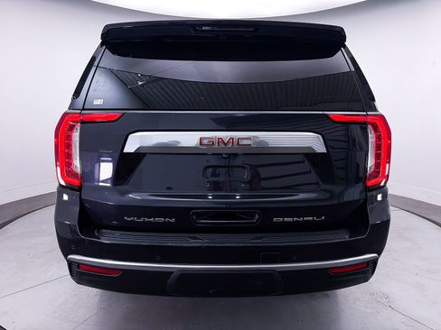 Used 2023 GMC Yukon XL Denali AWD/4WD image 17