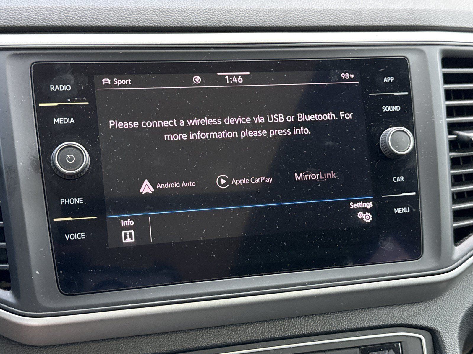 Used 2021 Volkswagen Atlas SE w/ Panoramic Sunroof Package AWD/4WD image 28
