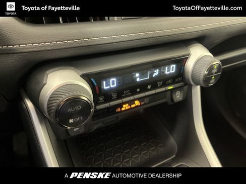 Certified 2025 Toyota RAV4 XLE FWD image 29