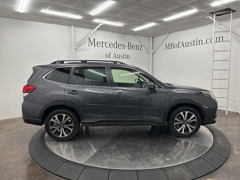 Used 2022 Subaru Forester Limited image 8
