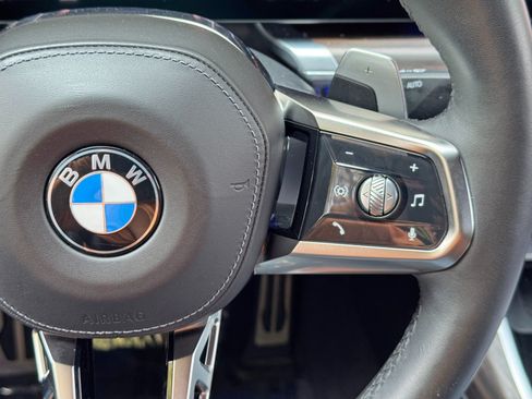 Used 2023 BMW 760i xDrive w/ Executive Package AWD/4WD image 24
