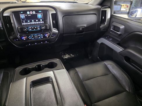 Used 2015 Chevrolet Silverado 2500 LT w/ LT Convenience Package image 19