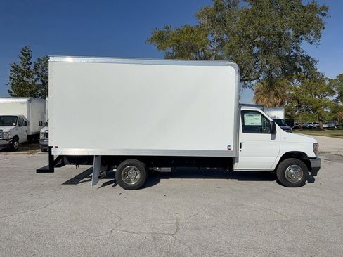 New 2026 Ford E-350 and Econoline 350 Super Duty w/ Power Equipment Group image 5