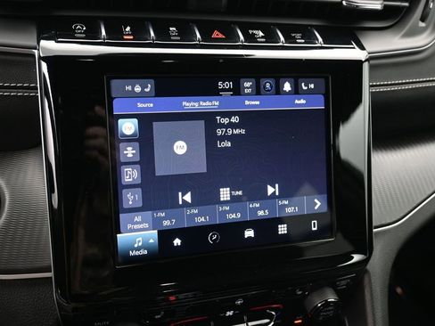 Certified 2024 Jeep Grand Cherokee Altitude image 19