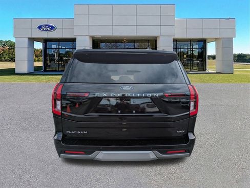 New 2025 Ford Expedition Max Platinum w/ Driver's Package AWD/4WD image 4