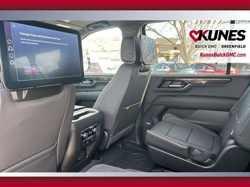 New 2026 GMC Yukon XL Elevation w/ Elevation Premium Package image 30