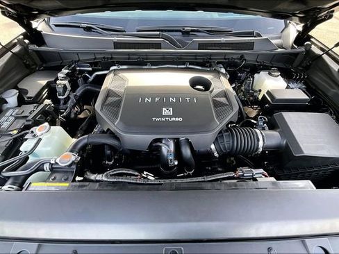 New 2026 INFINITI QX80 Luxe image 10