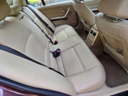 Used 2006 BMW 330xi Sedan image 14