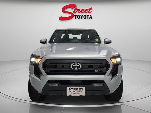 Certified 2024 Toyota Tacoma SR5 AWD/4WD image 6