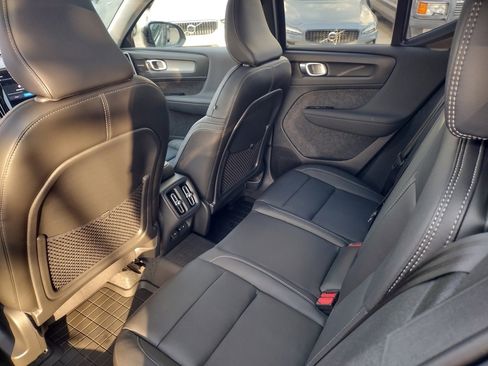 New 2026 Volvo XC40 B5 Ultra w/ Climate Package image 15