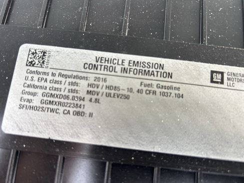 Used 2016 Chevrolet Express 2500 image 15