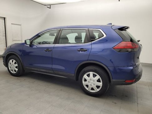 Used 2019 Nissan Rogue S FWD image 3