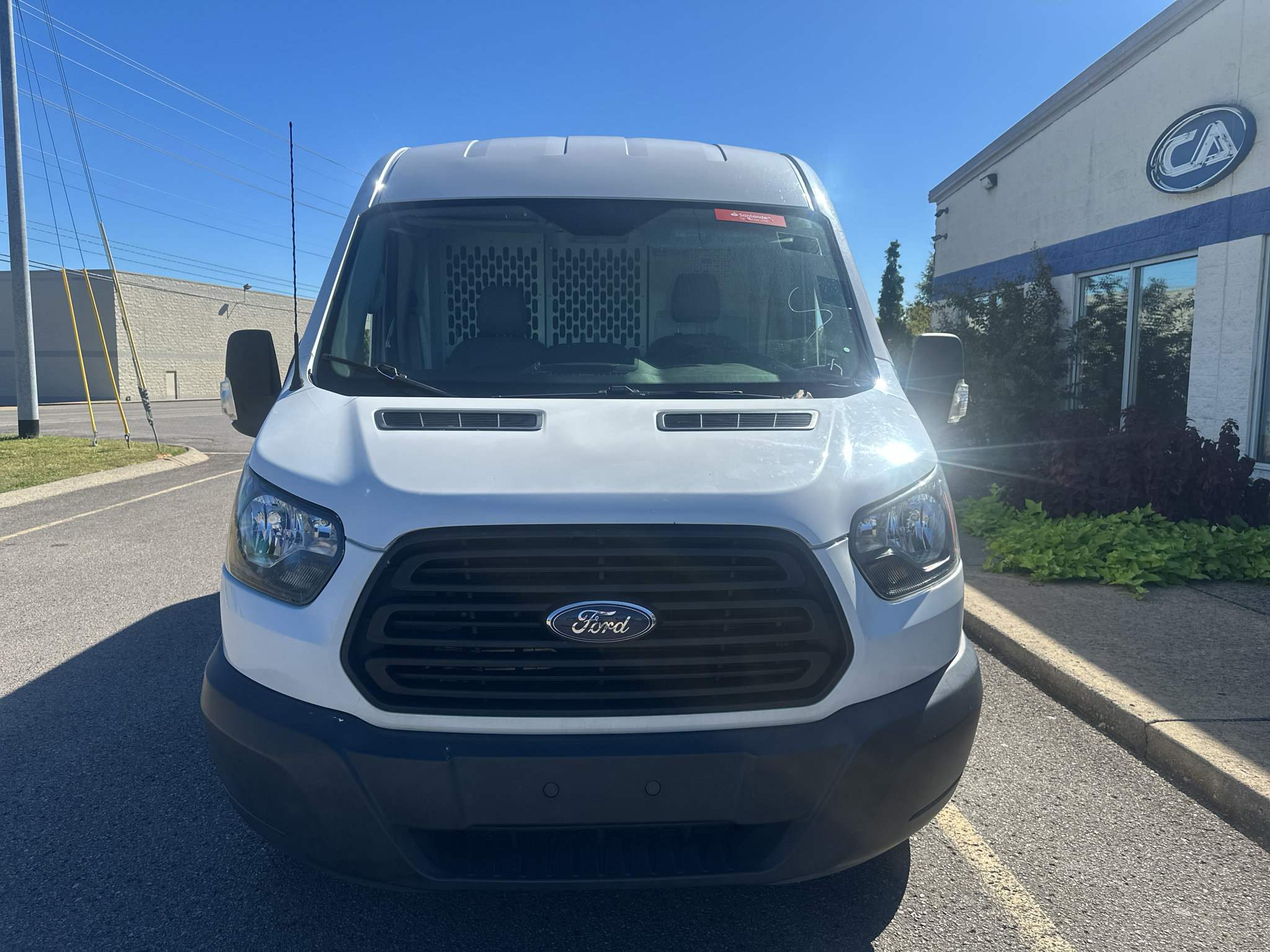 Used 2019 Ford Transit 150 148 Medium Roof RWD image 9