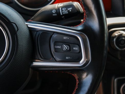 Used 2020 Jeep Wrangler Rubicon AWD/4WD image 12